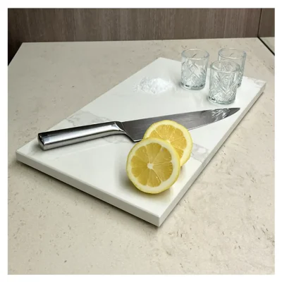 Tabla Aperitivo Cuarzo Calacatta 40x23 cm1